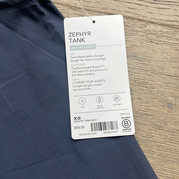 NWT Athleta 'Zephyr' Tank in MDVI (Medieval Violet) XS - Retail: $69 - Picture 5 of 12